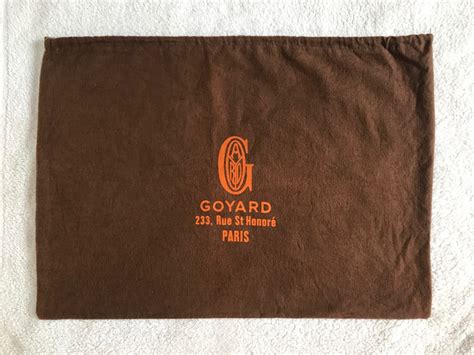 goyard dust bag color